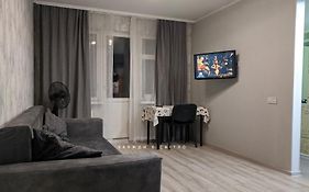 Apartment Near City Center On Peremohy Avenue 46