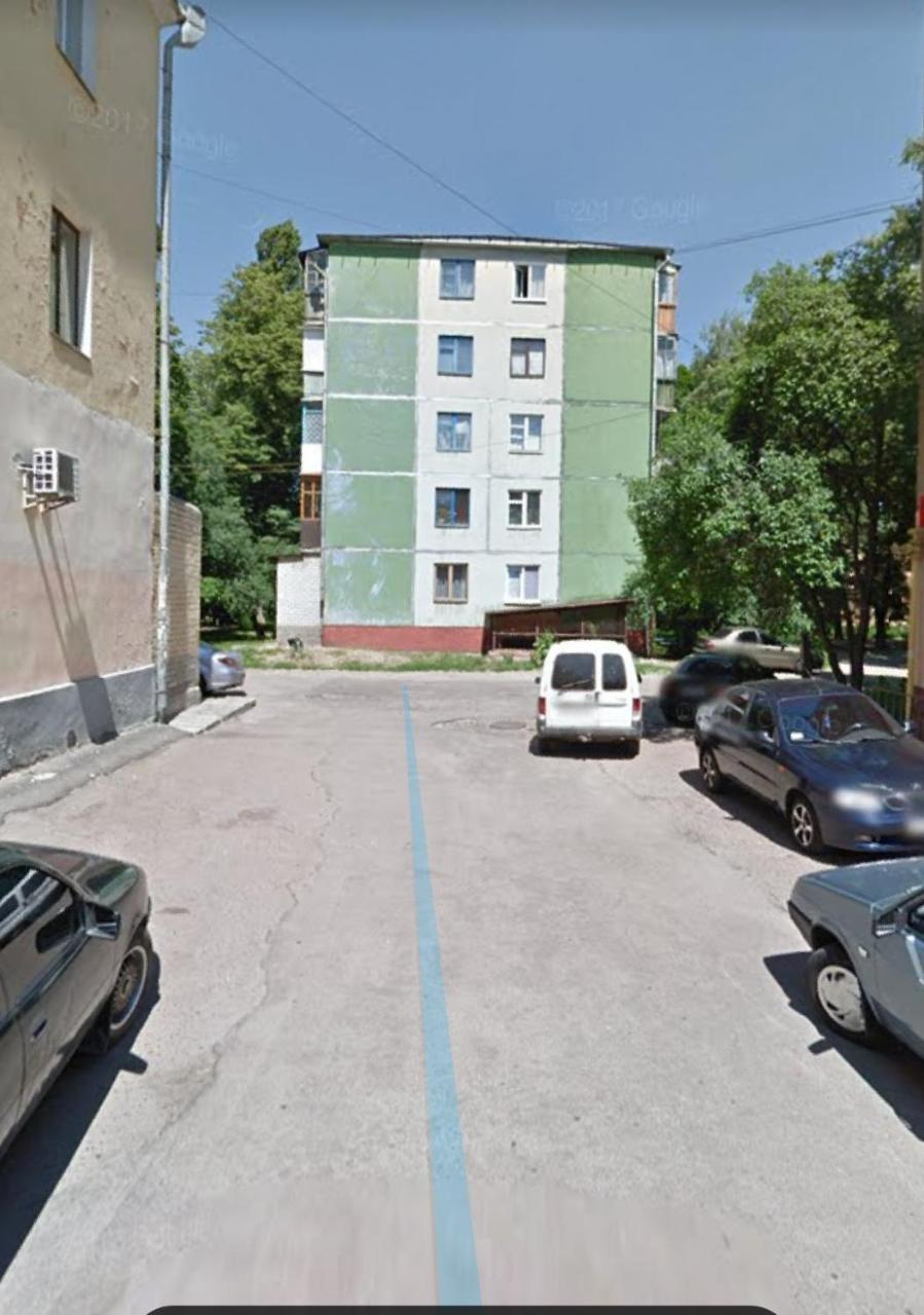 Apartment Near City Center On Peremohy Avenue 46 Чернигов Экстерьер фото